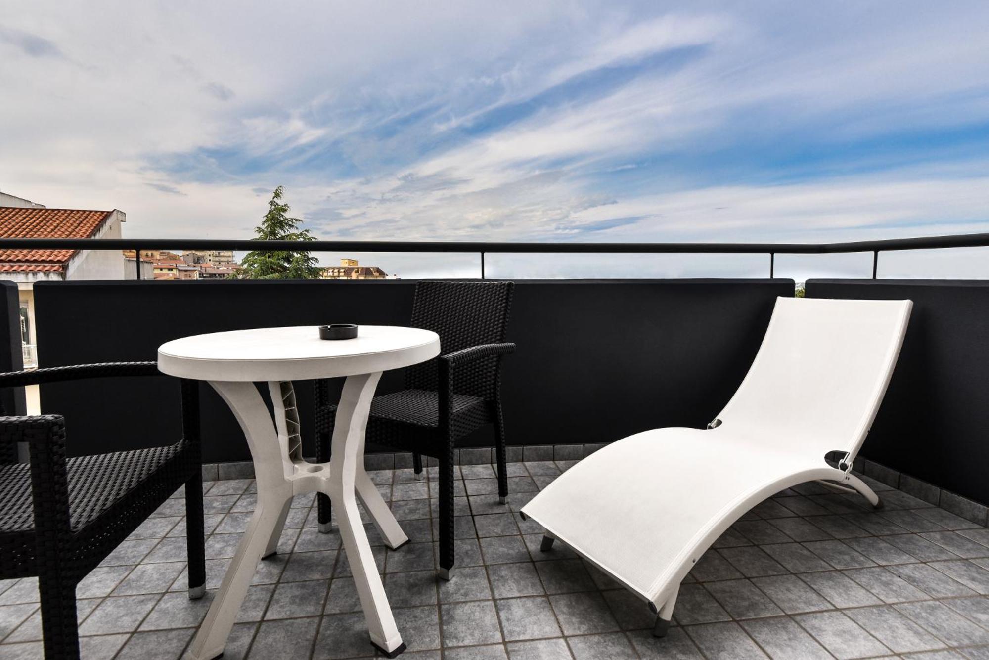 Villa Bianca Hotel & Spa San Salvo Kültér fotó